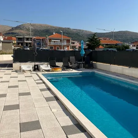 Welcome * Trogir